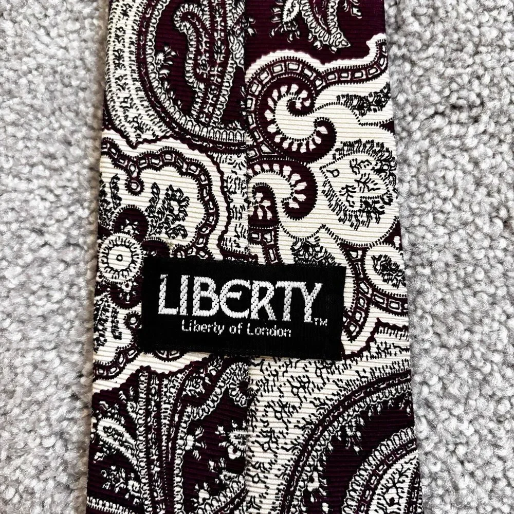 Liberty of London Mens Silk Paisley Tie‎ Luxury Menswear Necktie Preppy